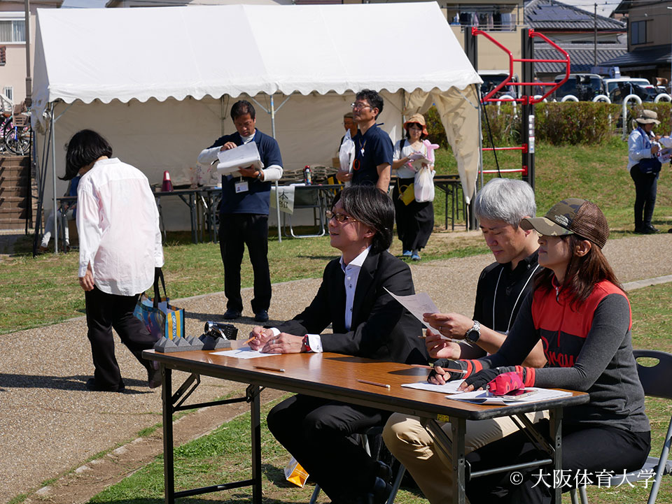 「たじりっち体操コンテスト」審査員で参加の三島教授