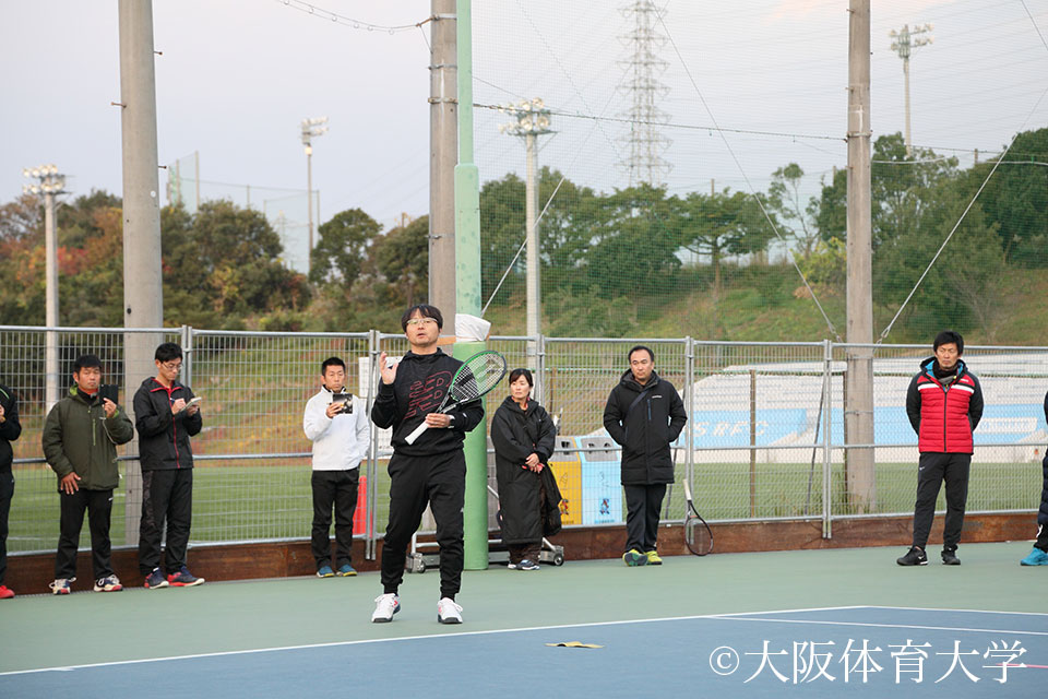 丸山氏によるオンコートでの実演