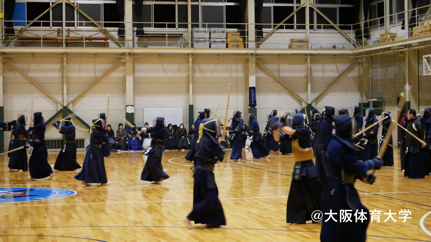 恒例の寒稽古 残すところあと1日 剣道部 男子 大阪体育大学 恒例の寒稽古 残すところあと1日 剣道部 男子 大阪体育大学