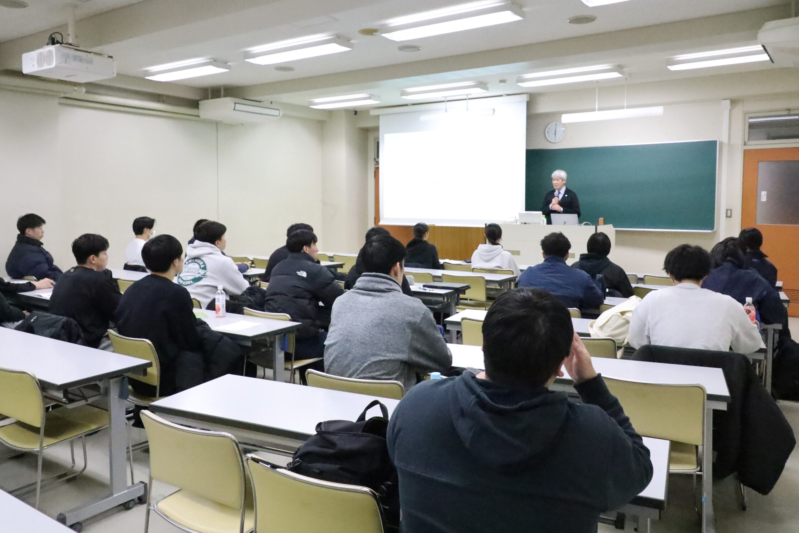 前回のアナリスト養成講座の様子
