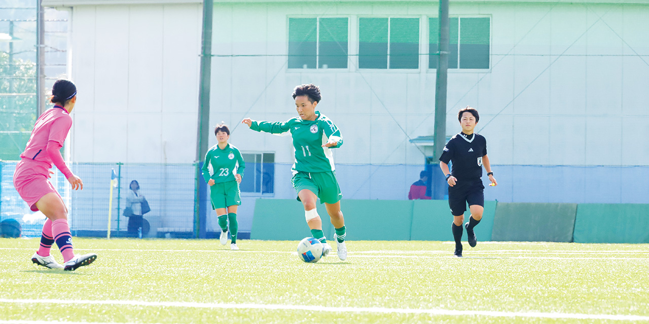 サッカー部女子