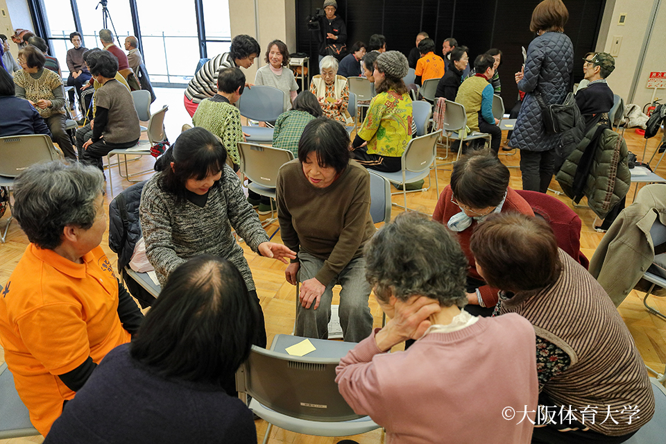 情報交換会のあいだ、会場内は笑顔と熱気に包まれていました