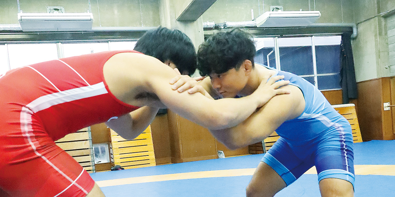 レスリング部