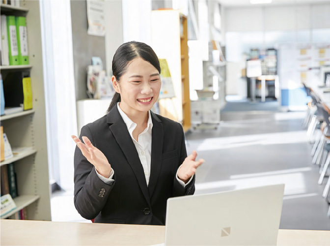 就職活動女性イメージ