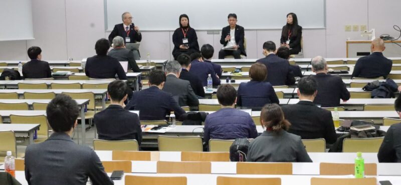 大阪体育大学で開催された日本バレーボール学会 【大阪体育大学】