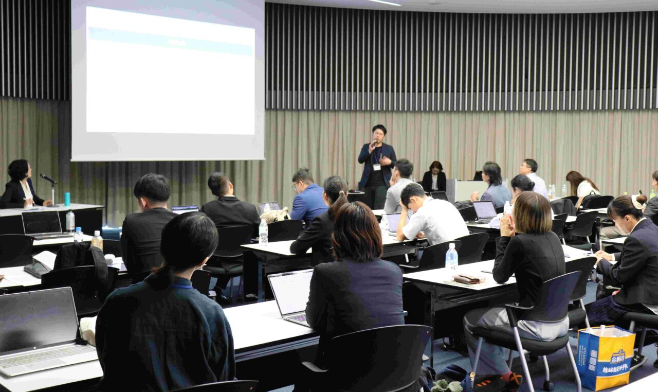 両大学の大学院生が口頭発表に臨んだ 【大阪体育大学】