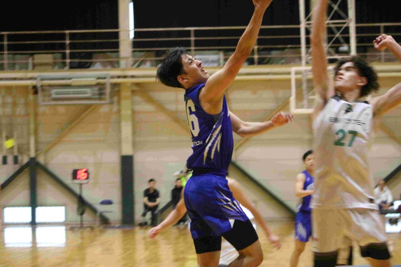 山城颯（スポーツ科学２年、沖縄・美来工科）