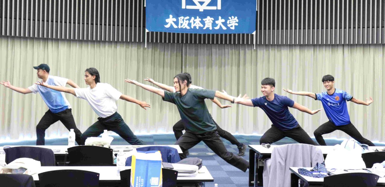 国立台湾師範大学の大学院生が創作ダンスを披露した 【大阪体育大学】