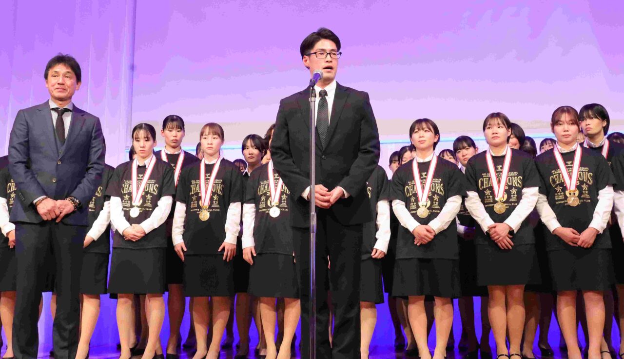 次期監督として決意を語る𠮷本遼コーチ 【大阪体育大学】