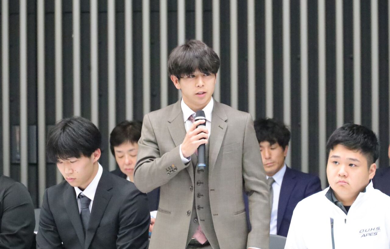 庵野琥士朗(あんの・こじろう、1年、同) 【大阪体育大学】