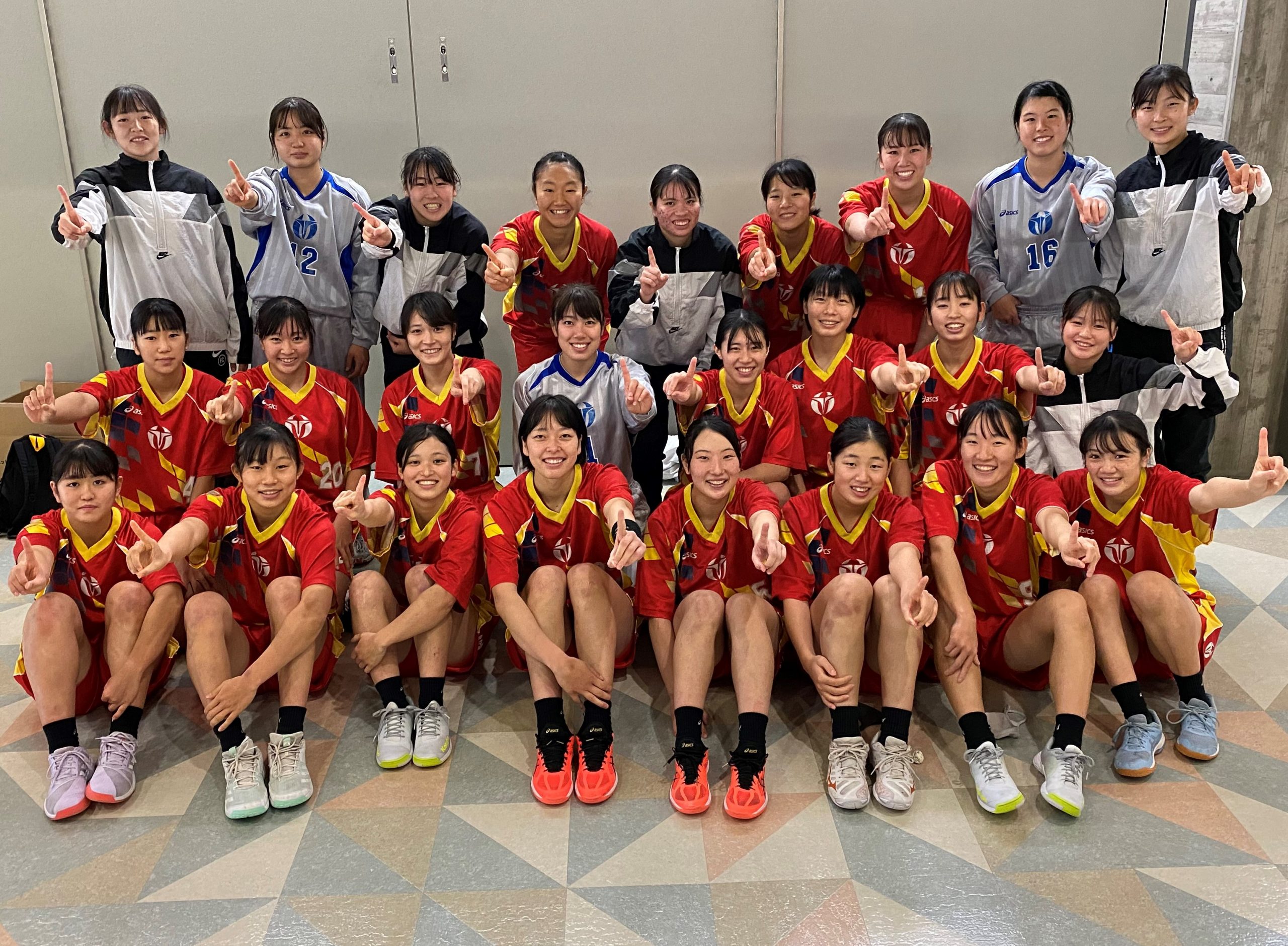 ハンドボール部女子が優勝～インカレ代替大会 - 大阪体育大学