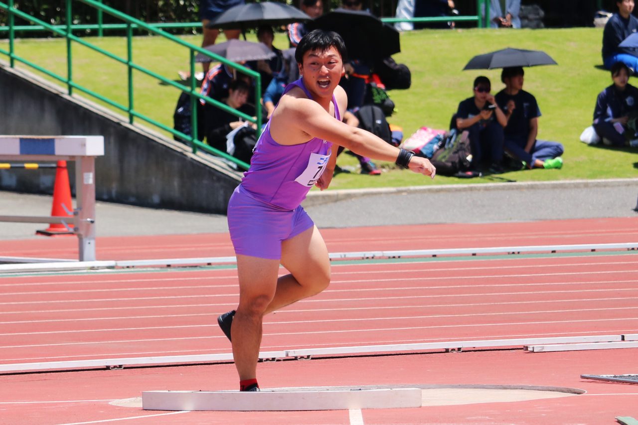 〈砲丸投げ男子〉優勝　下浦大輝