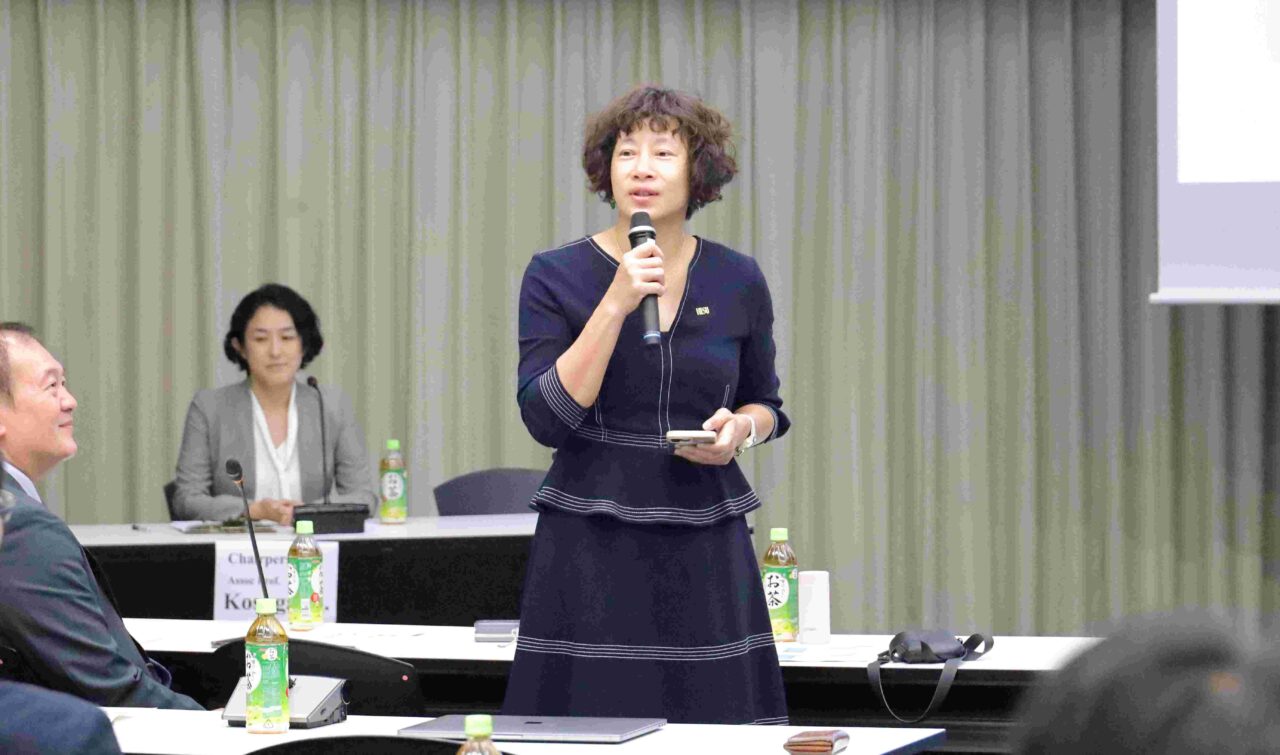 あいさつをする湯学部長 【大阪体育大学】