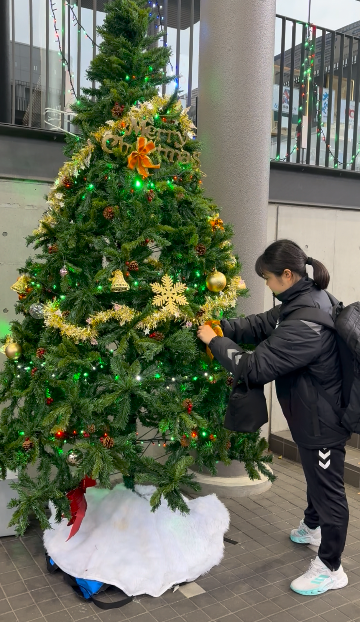 クリスマスツリー点灯