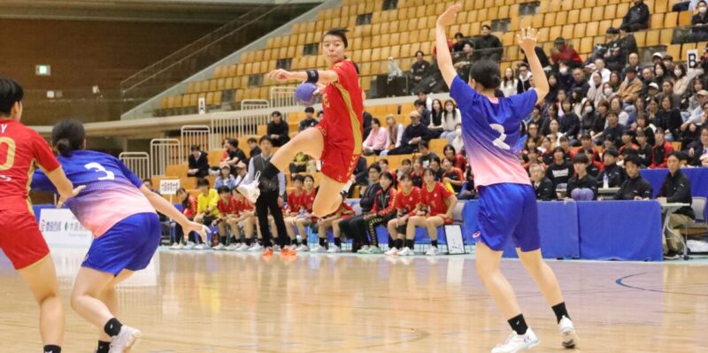 川﨑美羽(みう、スポーツ科学部3年、東京・佼成学園女子高校) 【大阪体育大学】