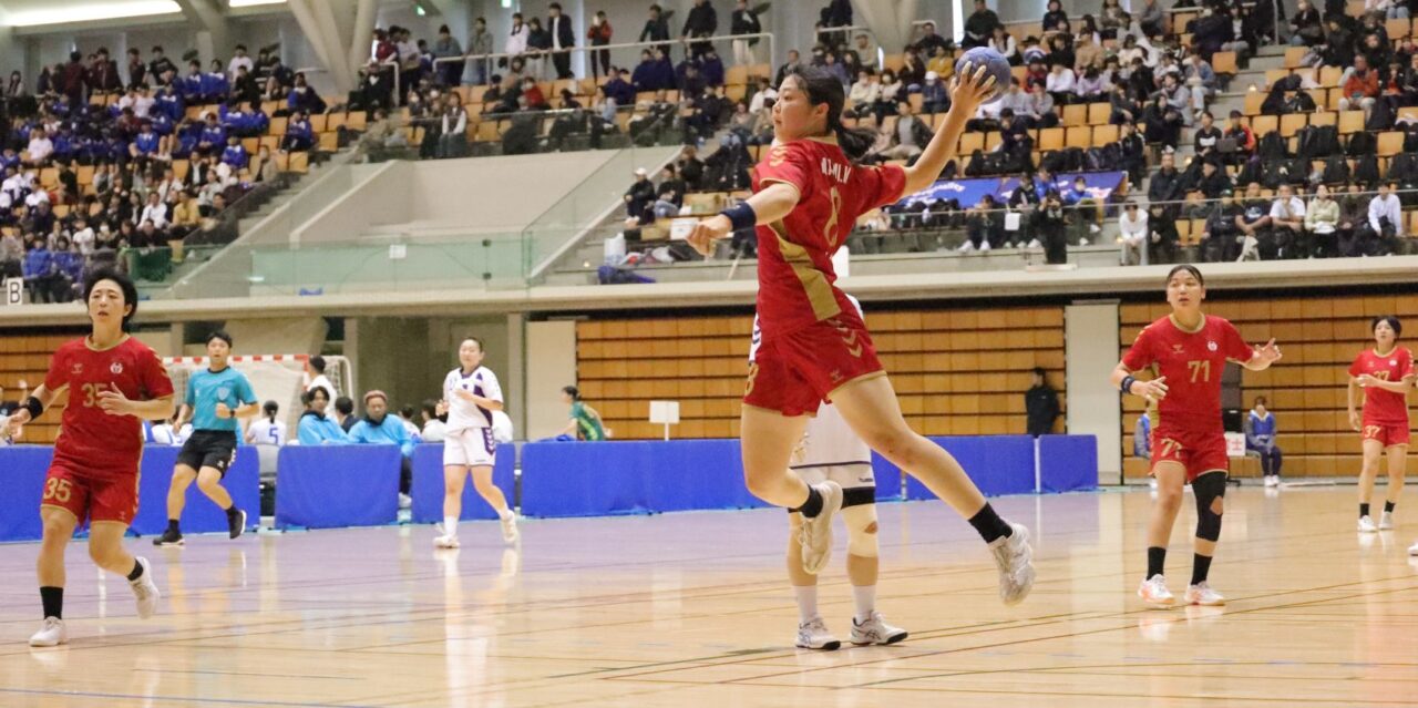 中村真心（スポーツ科学部２年、千葉・昭和学院高校)
【大阪体育大学】