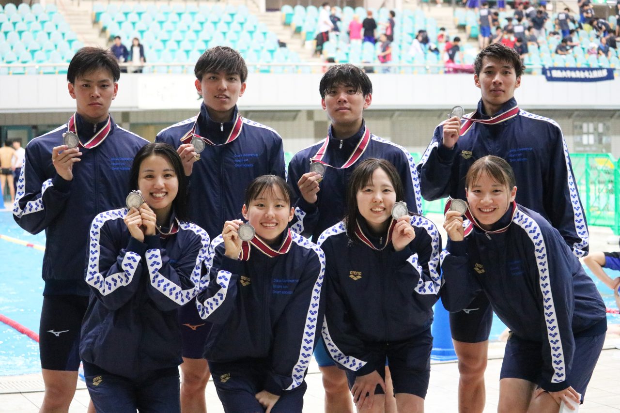 〈4×100ｍ フリーリレー〉　準優勝＝男子、女子