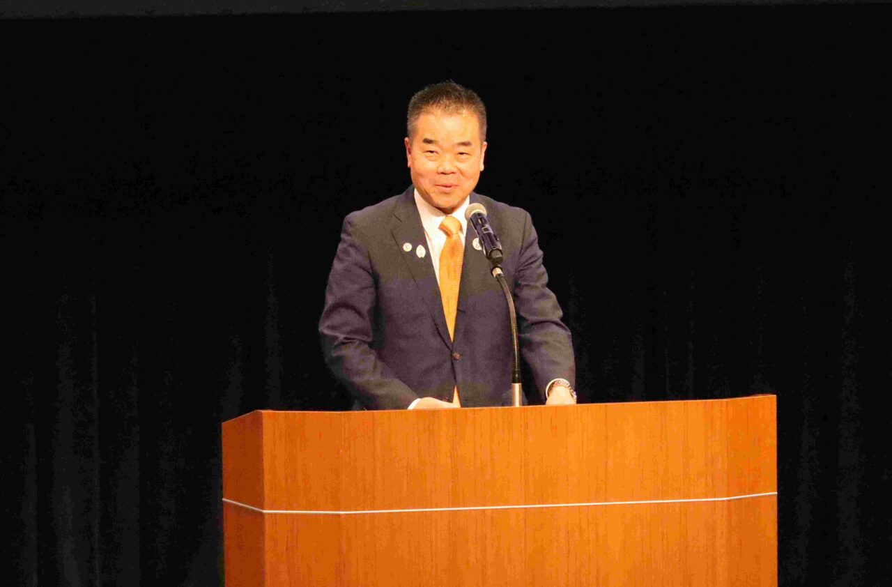 組織委員会会長で関西広域連合広域連合長の三日月大造・滋賀県知事
【大阪体育大学】