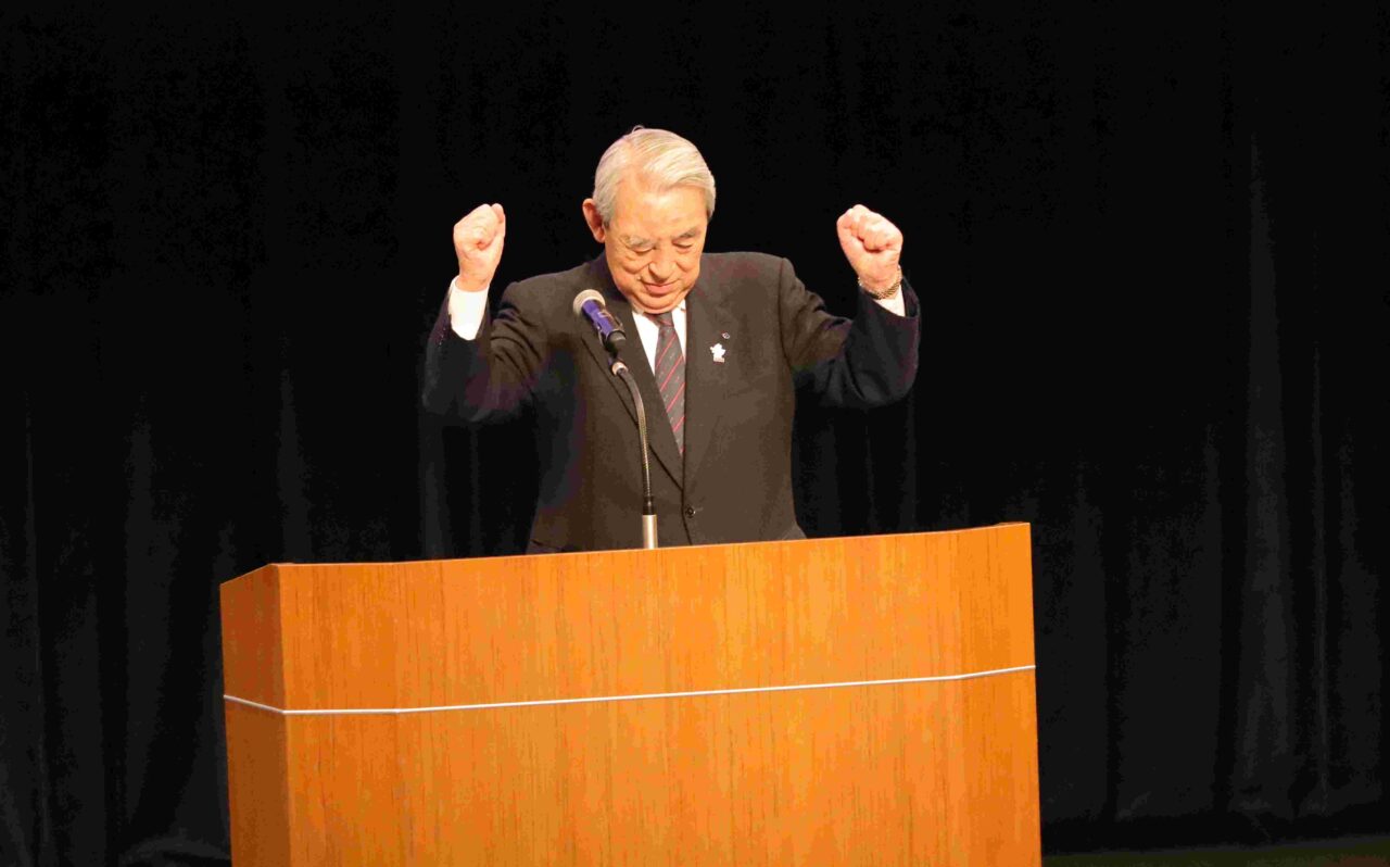 松本正義・関経連会長
【大阪体育大学】