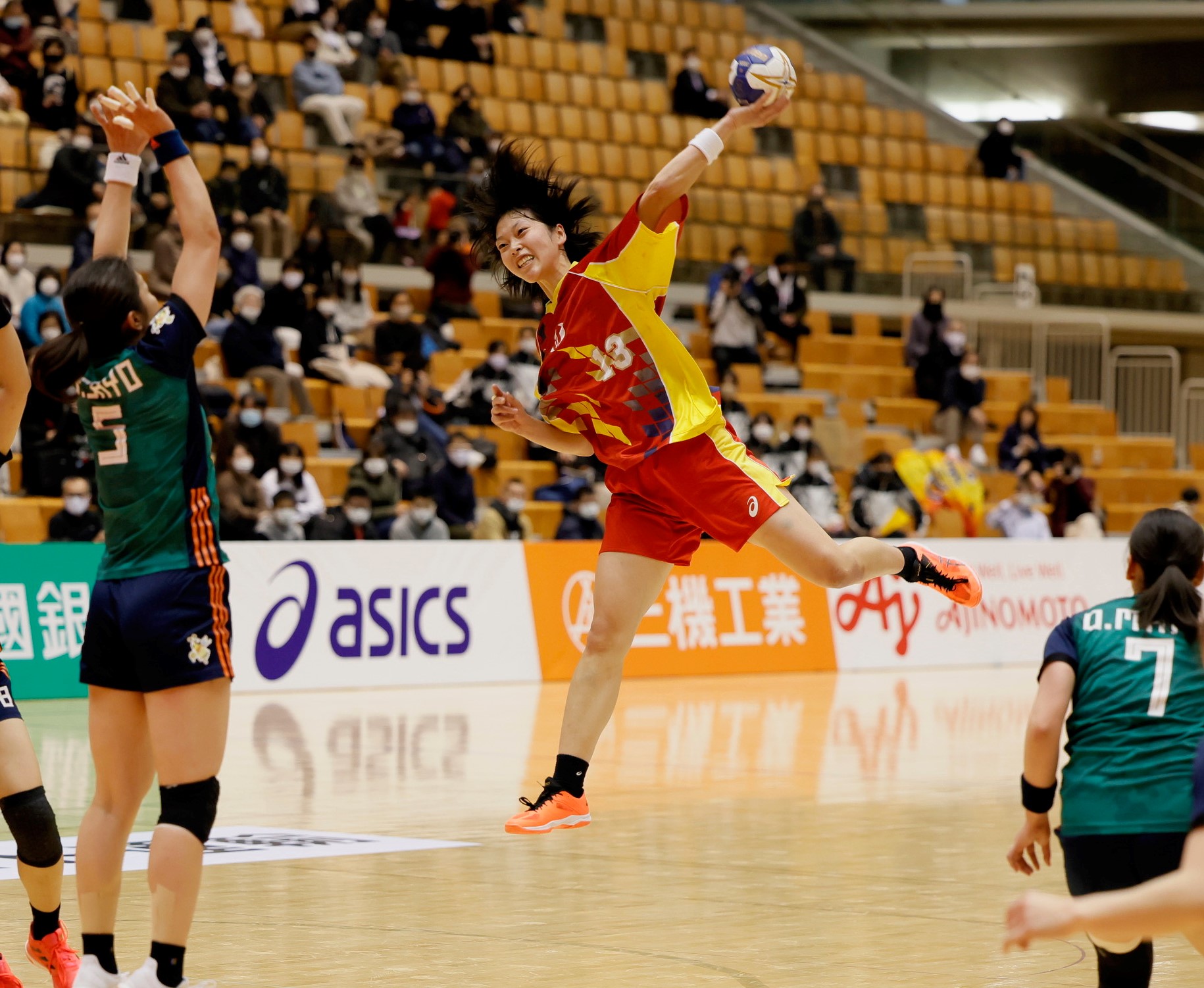 ハンドボール部女子 日本選手権２年連続準優勝 大阪体育大学