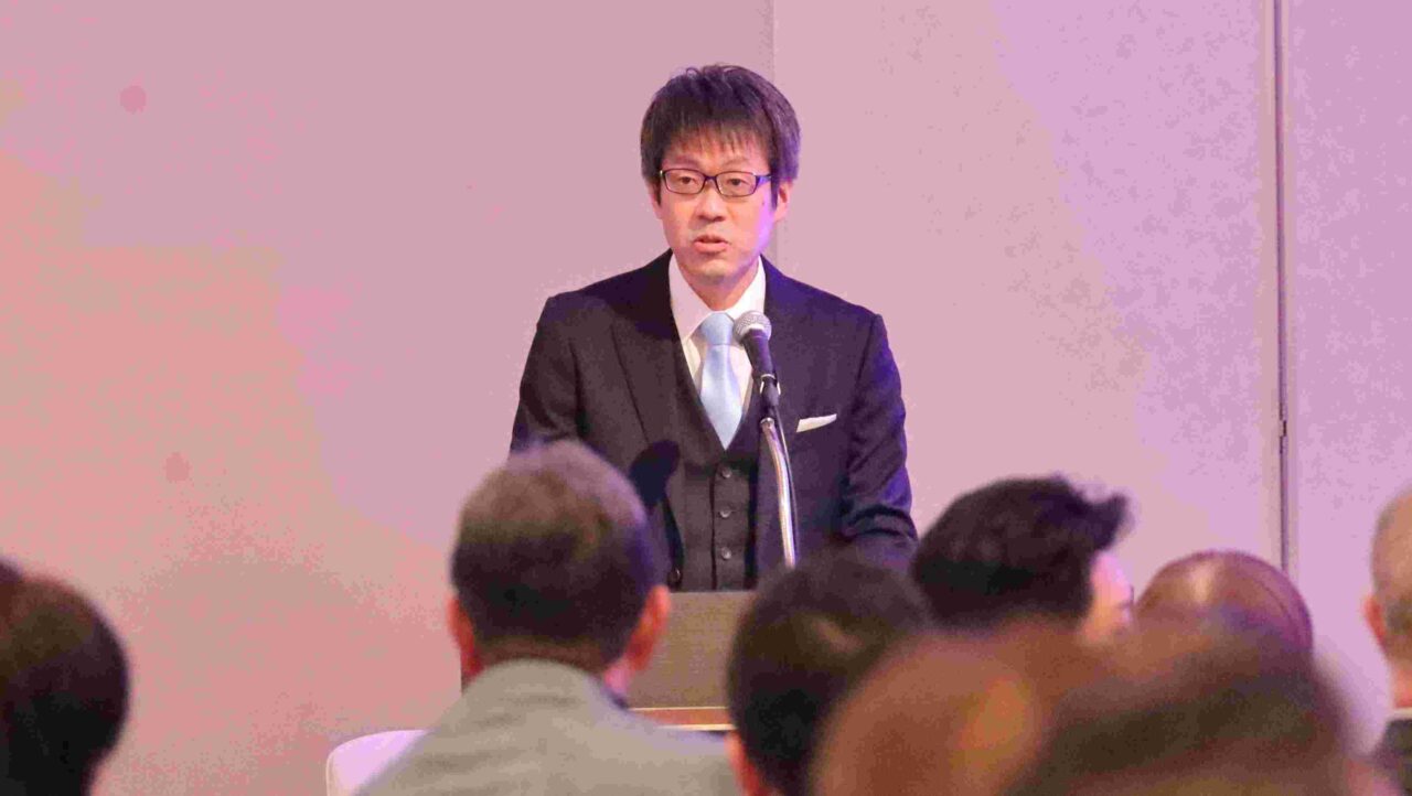 司会を務めた平川武仁副部長 【大阪体育大学】