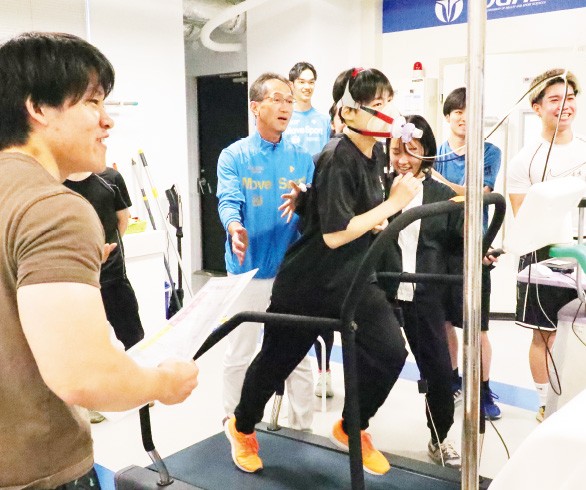 スポーツ科学部の実践的な学び