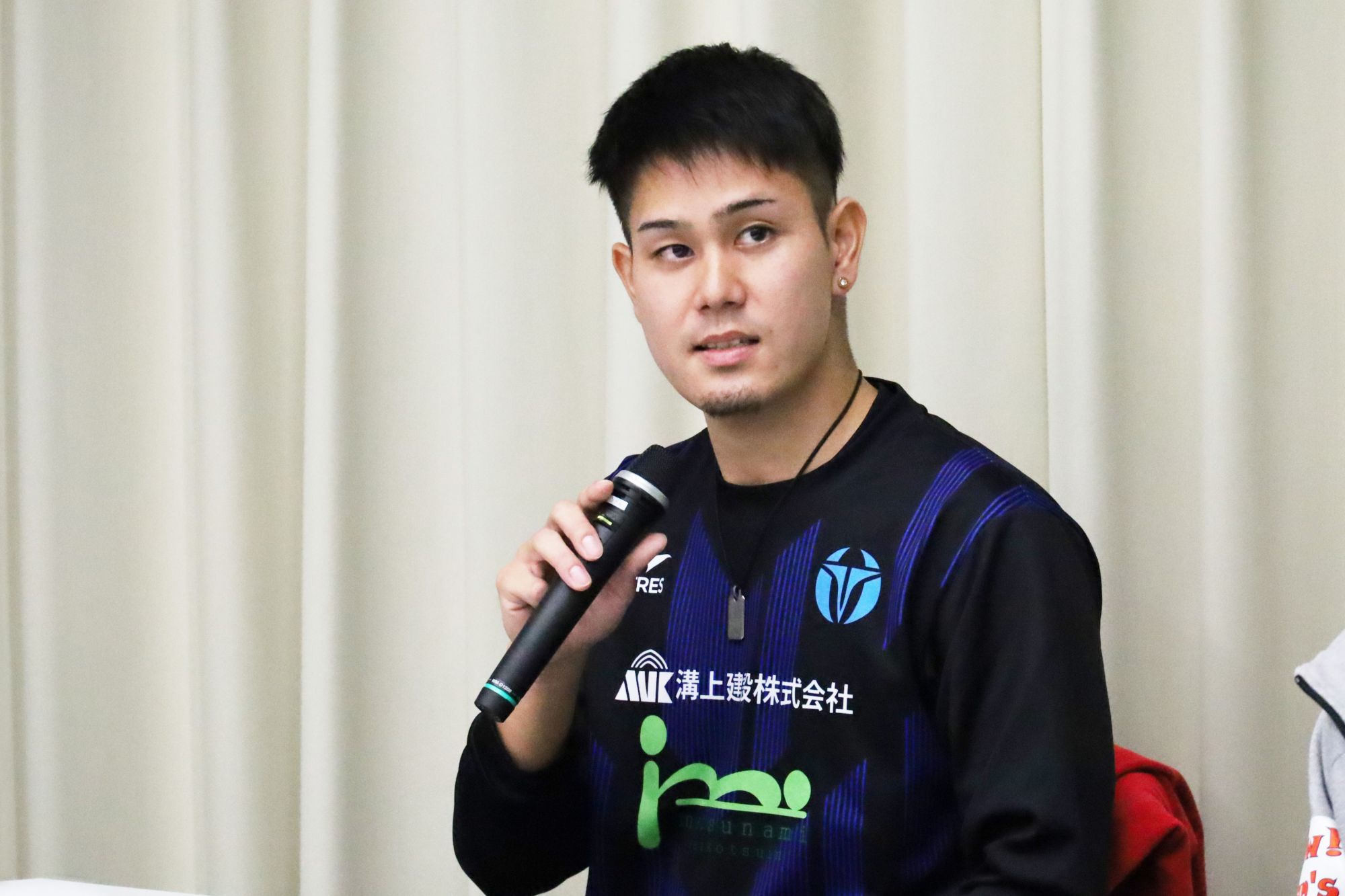 園田幸矢さん(体育学部4年、バレーボール部男子副主将)