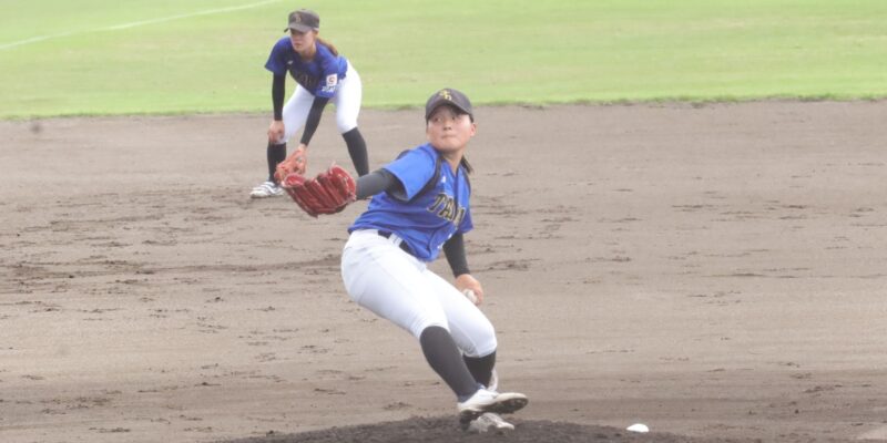 前日完投勝利の清井結月(スポーツ科学部2年、兵庫・蒼開高校)。五回まで力投した 【大阪体育大学】