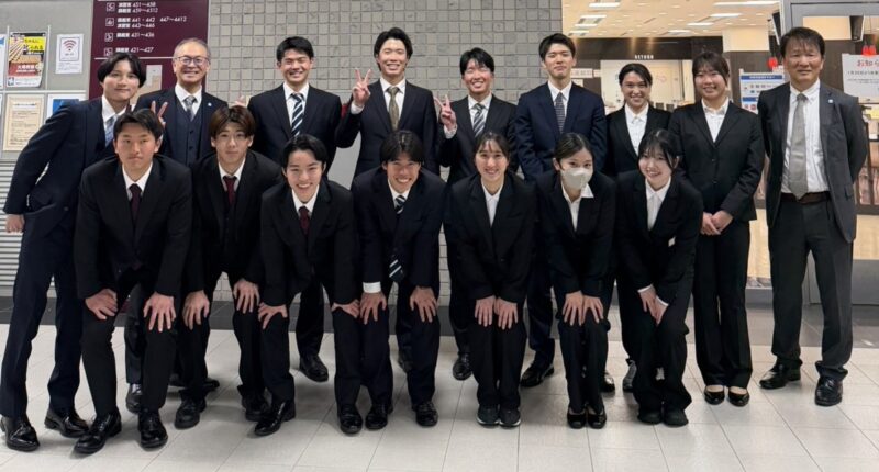 日本スポーツマネジメント学会大会の運営スタッフを務めた大阪体育大学スポーツマネジメントコースの学生 【大阪体育大学】