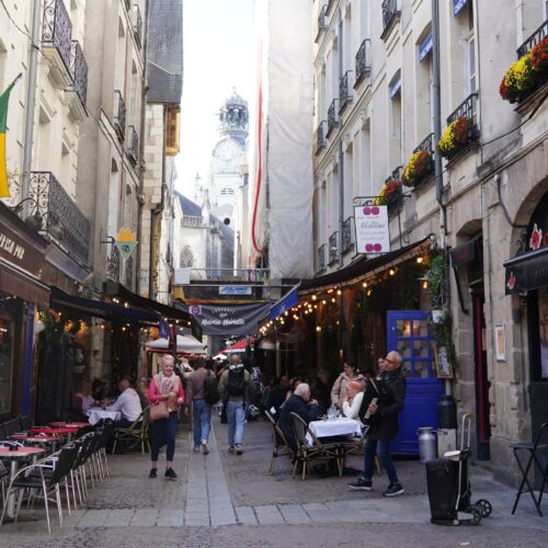 休日―フランス・ナントにて―【教育学部教授　岡崎均】