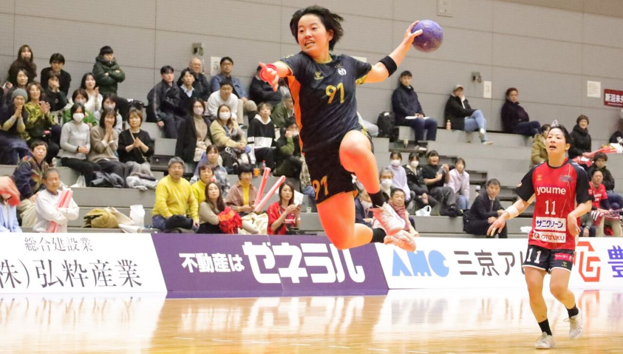 奥山紗彩選手（ブルーサクヤ鹿児島）
【大阪体育大学】