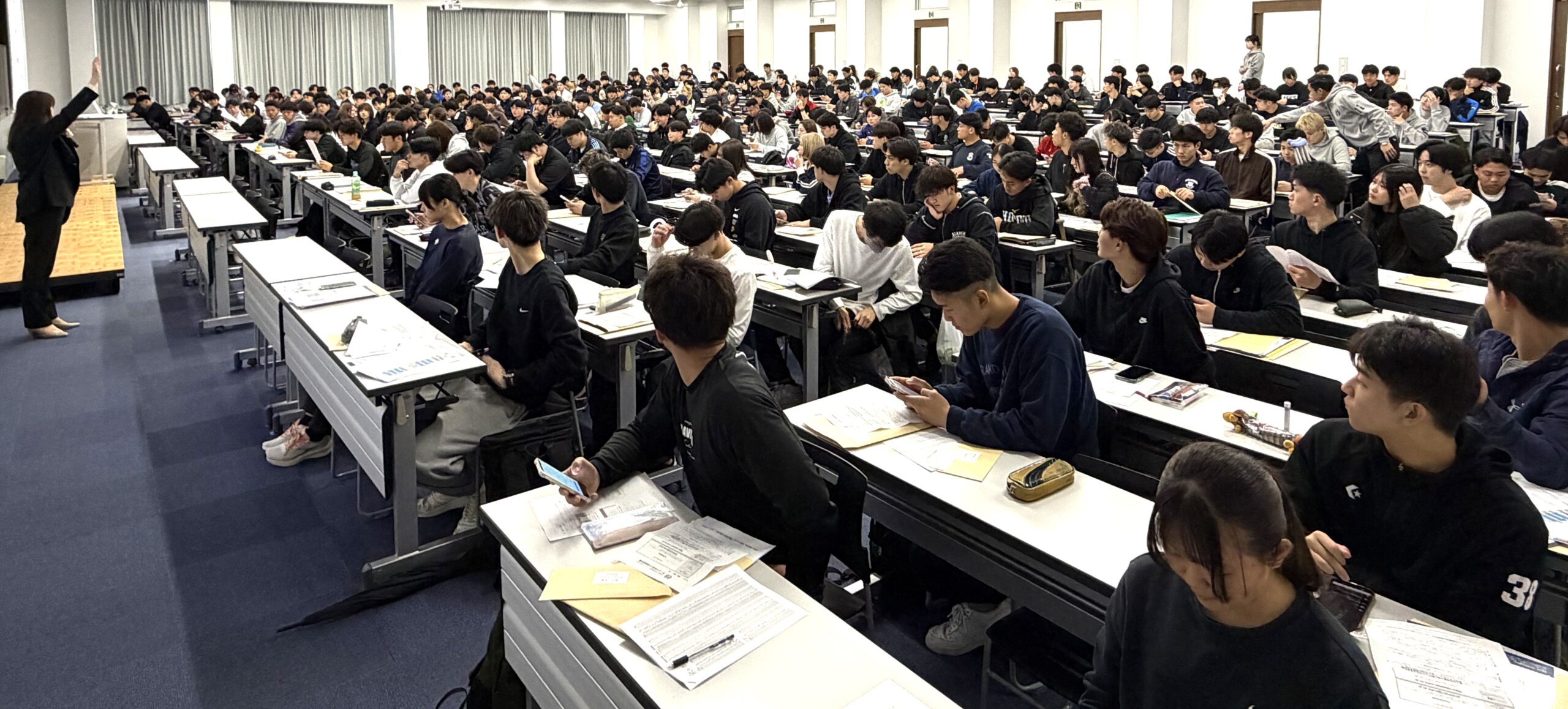 2026年度スタート 新入生750人を熊取キャンパスに迎えました - 大阪