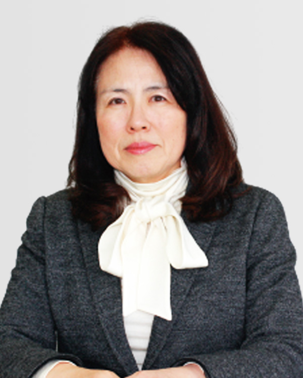 前島 悦子教授